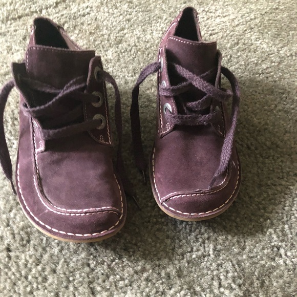 clarks shoes womens purple
